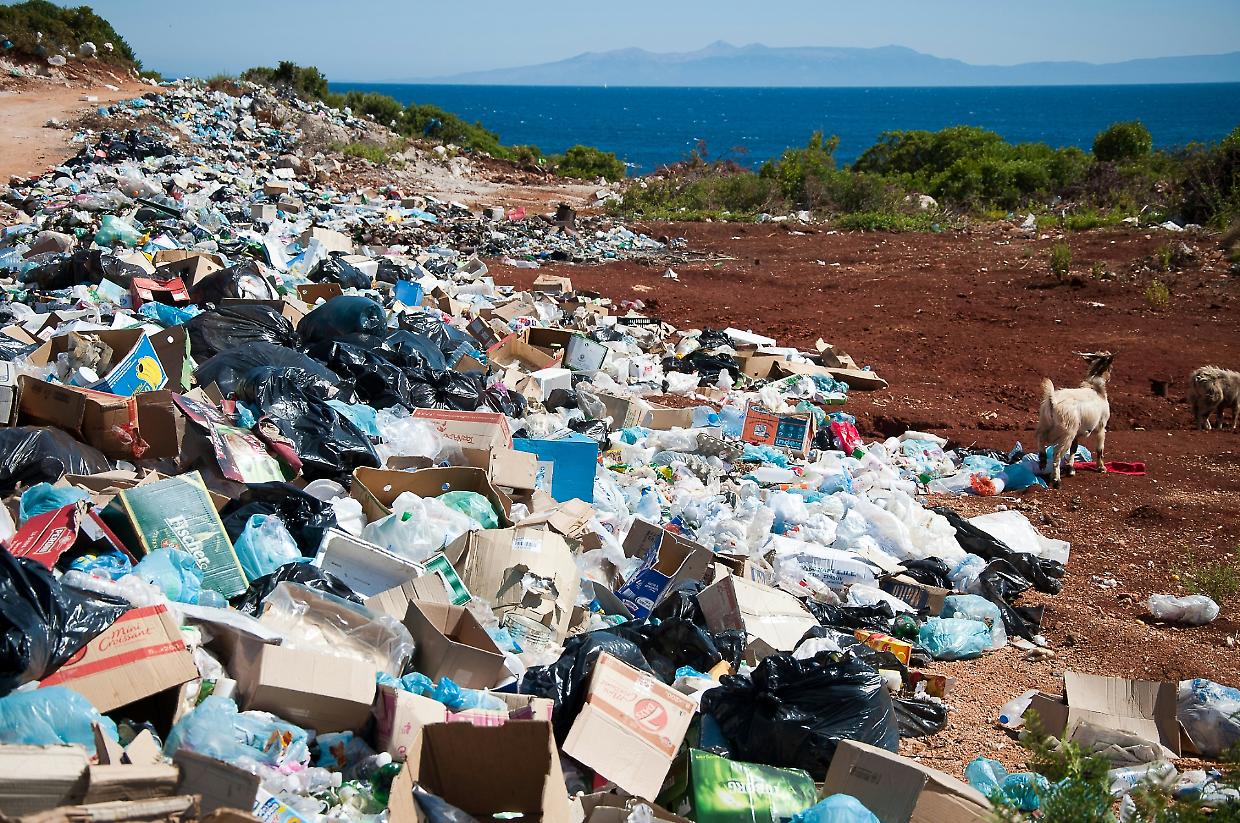 Governi divisi sulla plastica, l’accordo globale resta lontano e la salute è sempre più a rischio