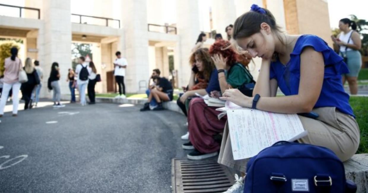 Medicina all’UPO: record di iscritti al semestre di selezione, ma solo 1 su 3 accederà al corso