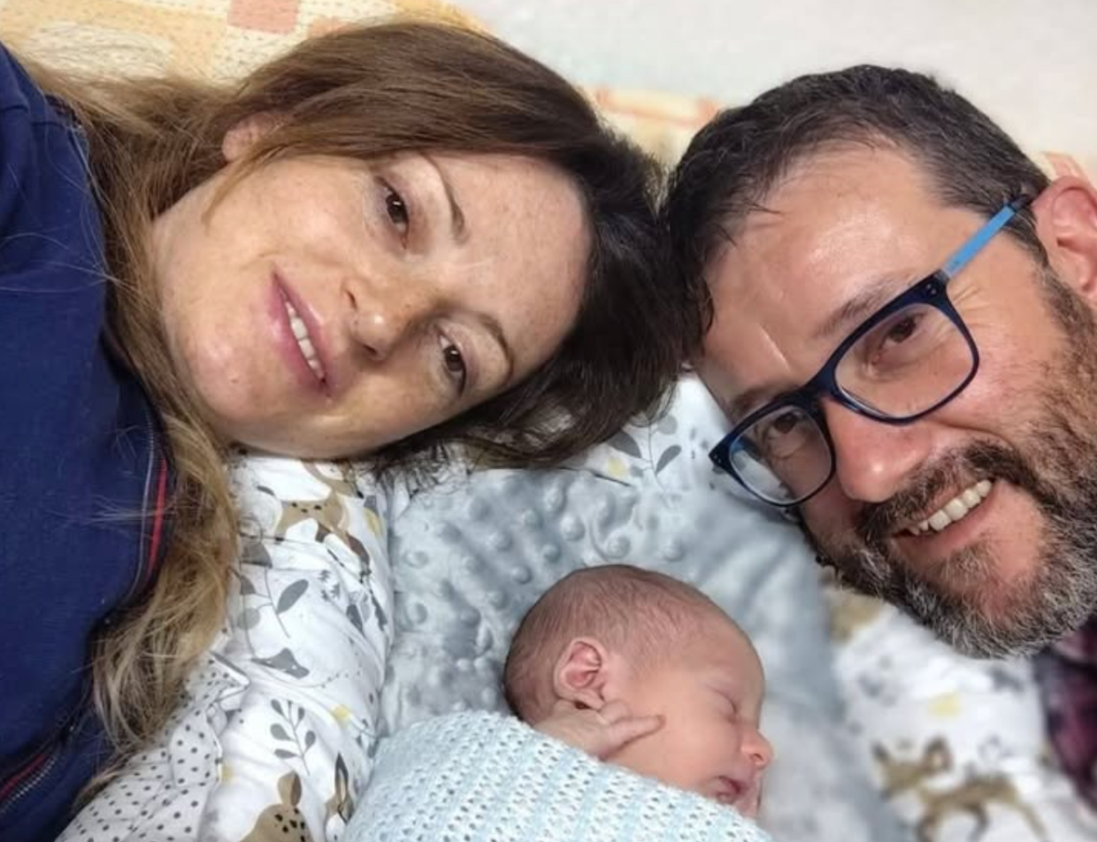 In un borgo di montagna la prima nascita dopo 37 anni: il piccolo Noah riporta la vita a Chiappera