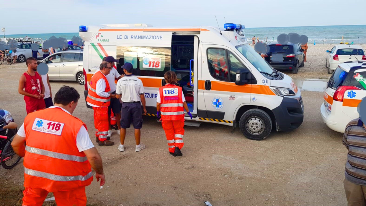 Bambino di Orbassano muore giocando in spiaggia in Liguria. Giuseppe aveva solo 9 anni