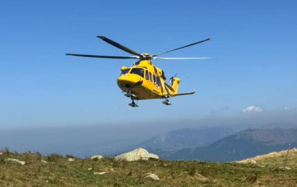 Rivalta, anziano travolto dalle fiamme mentre brucia sterpaglie: è gravissimo