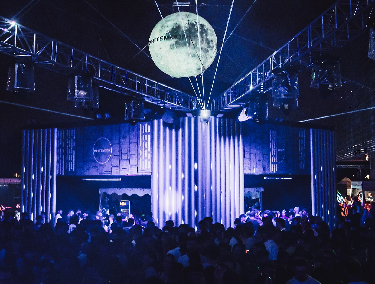 La discoteca White Moon di corso Sebastopoli