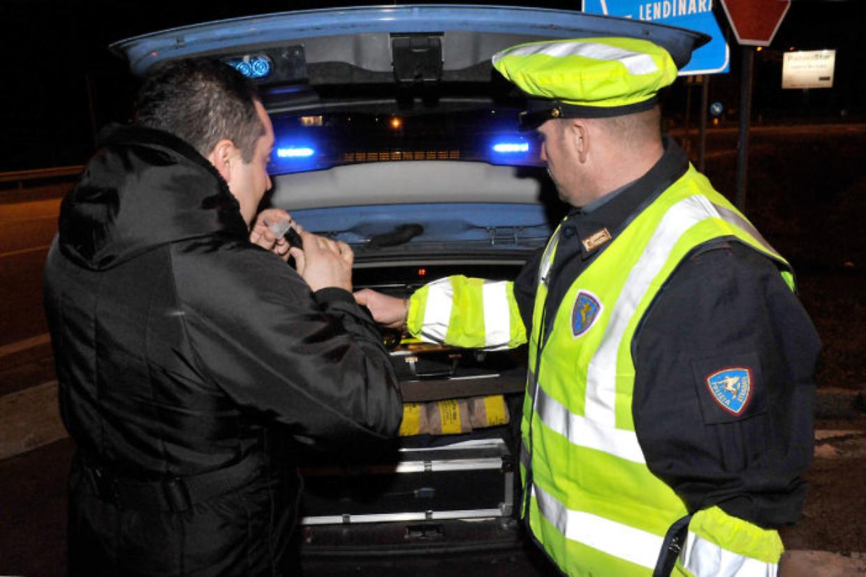 Moncalieri potenzia i controlli, raddoppiano gli etilometri per la Polizia locale