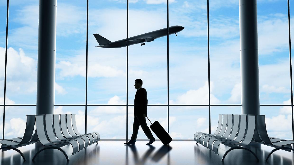 Overbooking aereo: cosa succede quando il volo è pieno (e hai il biglietto)