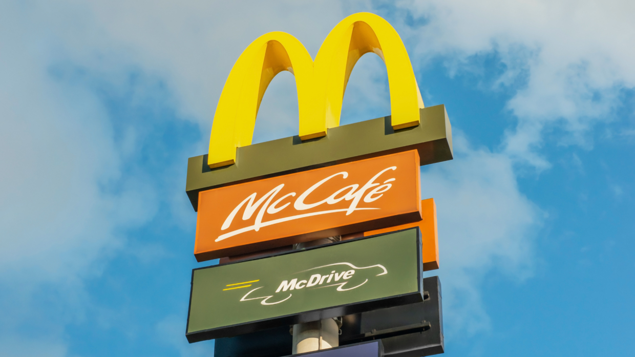Borgaro, il nuovo McDonald's divide la città