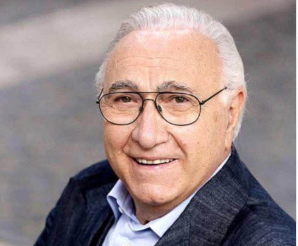 Truffe online sulla morte di Pippo Baudo: “Clicca qui per il funerale” e altri raggiri da evitare
