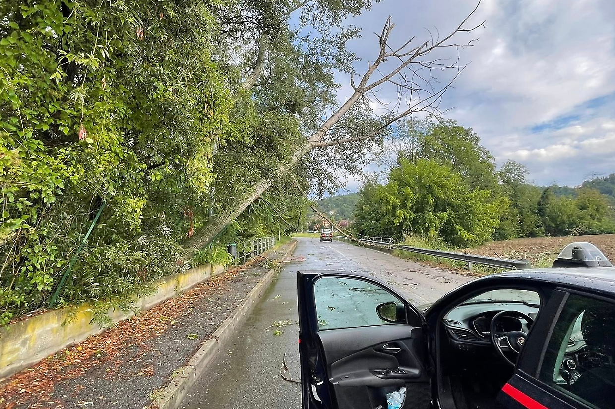 Meteo, bomba d'acqua su Gassino Torinese: danni e allagamenti