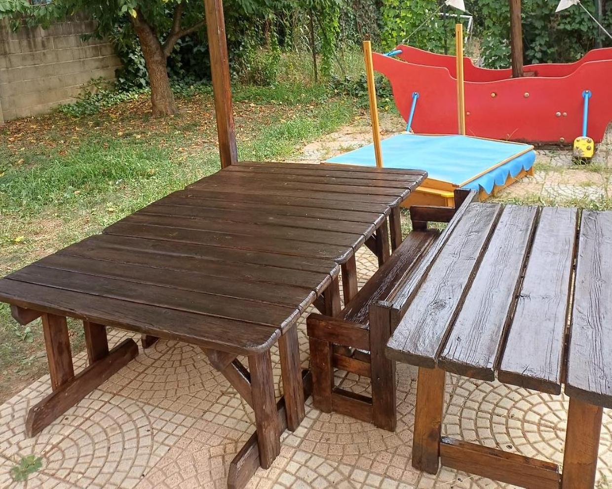 Scuole più accoglienti a Trofarello: sistemato il giardino della Cardinal Massaia
