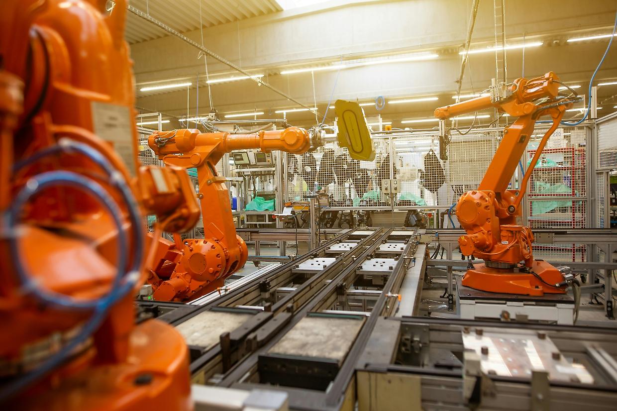 Manifattura in affanno: l’Italia rischia di perdere il suo motore industriale