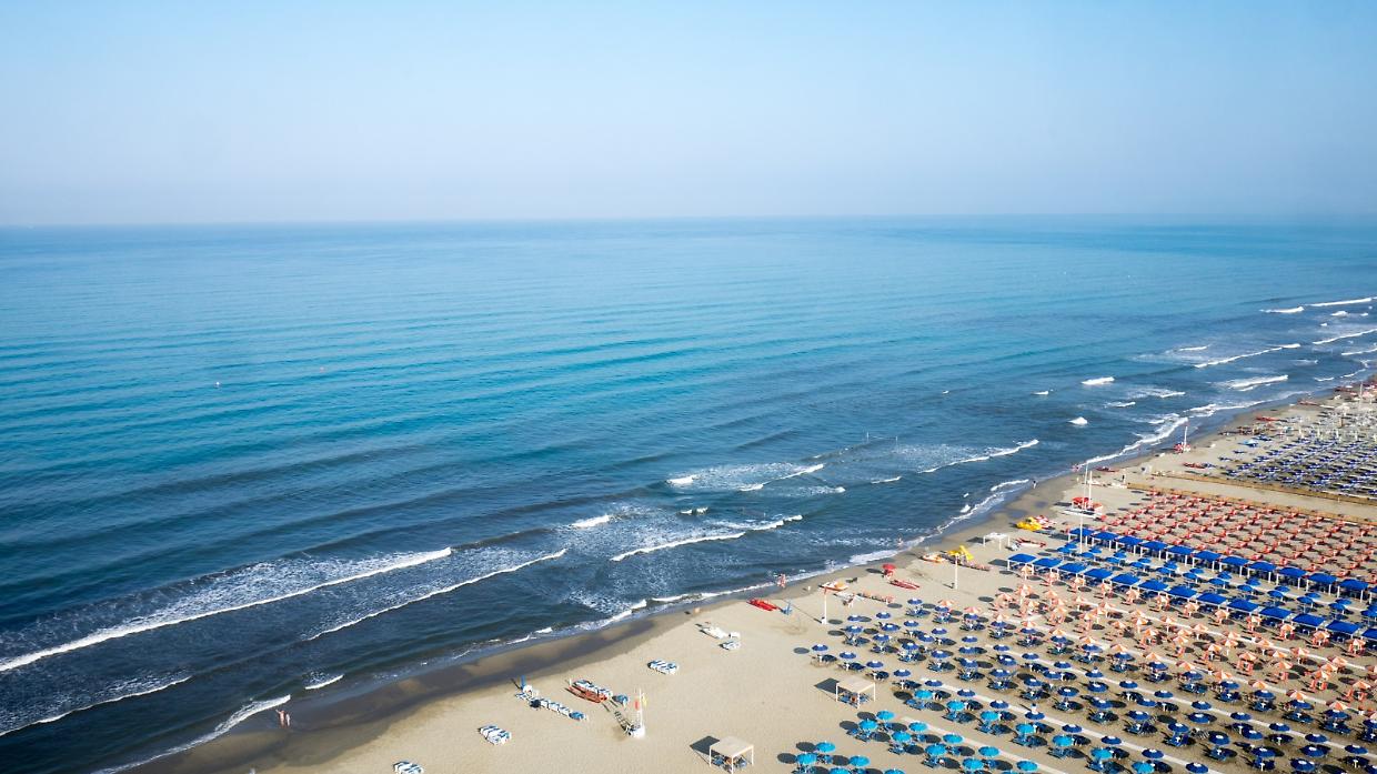 Tra traffico da bollino rosso e spese per le vacanze, ecco com'è andata l'estate degli italiani