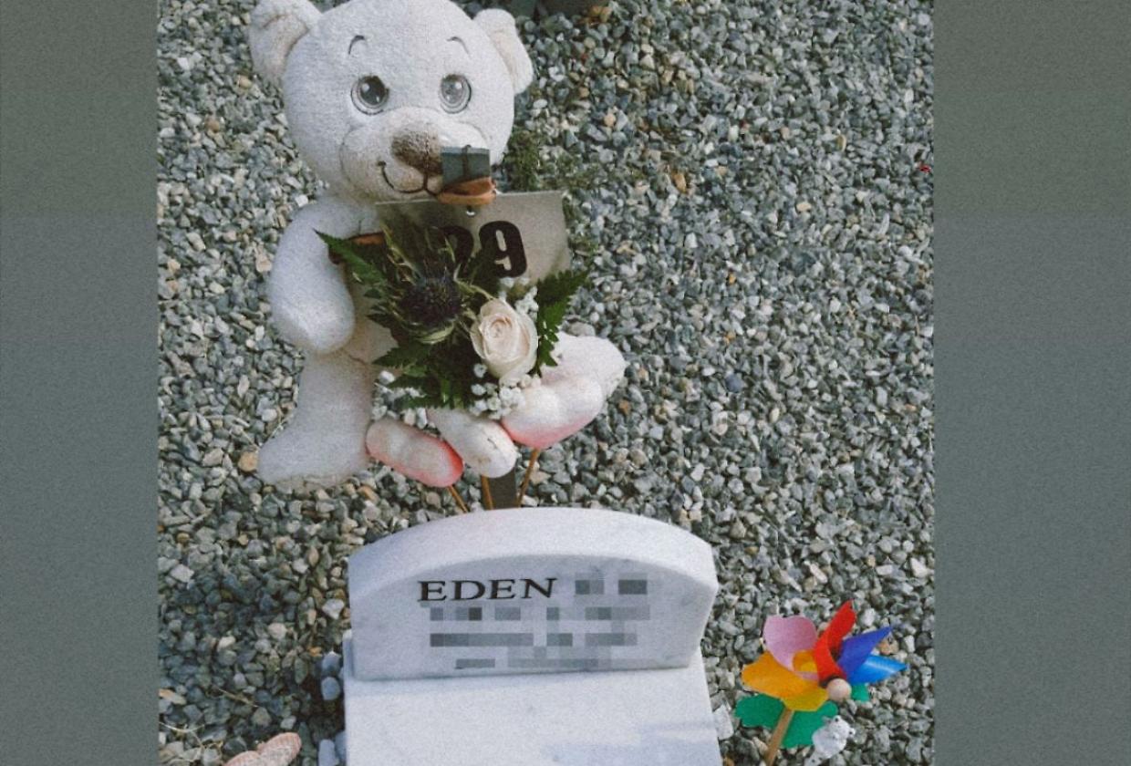 Eden, occhi mai aperti. E ora una tomba profanata