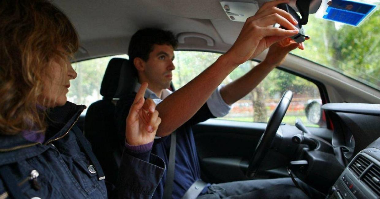 Neopatentati: tutte le regole da conoscere nei primi 3 anni di guida