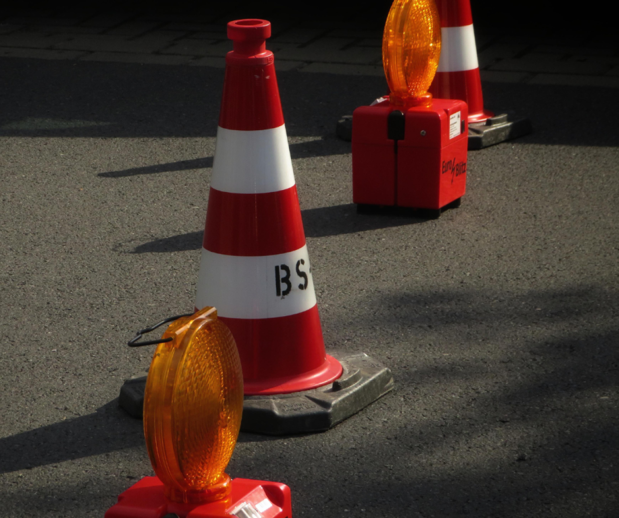 Incidente a San Martino Canavese: furgone si ribalta sulla SP56