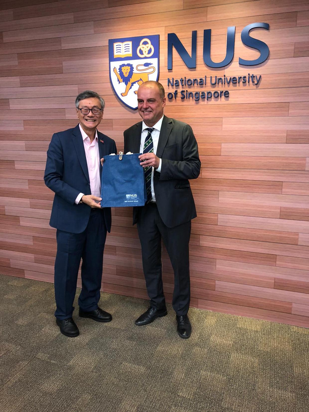 il Rettore Geuna con il Presidente della National University of Singapore-NUS, prof. Tan Eng Chye