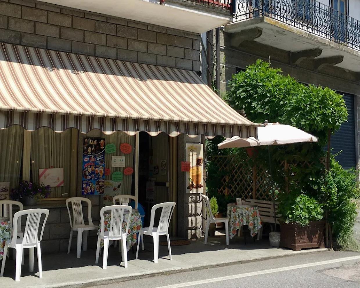 Grande successo per l'inizio dei Caffè Culturali autunnali a Viù