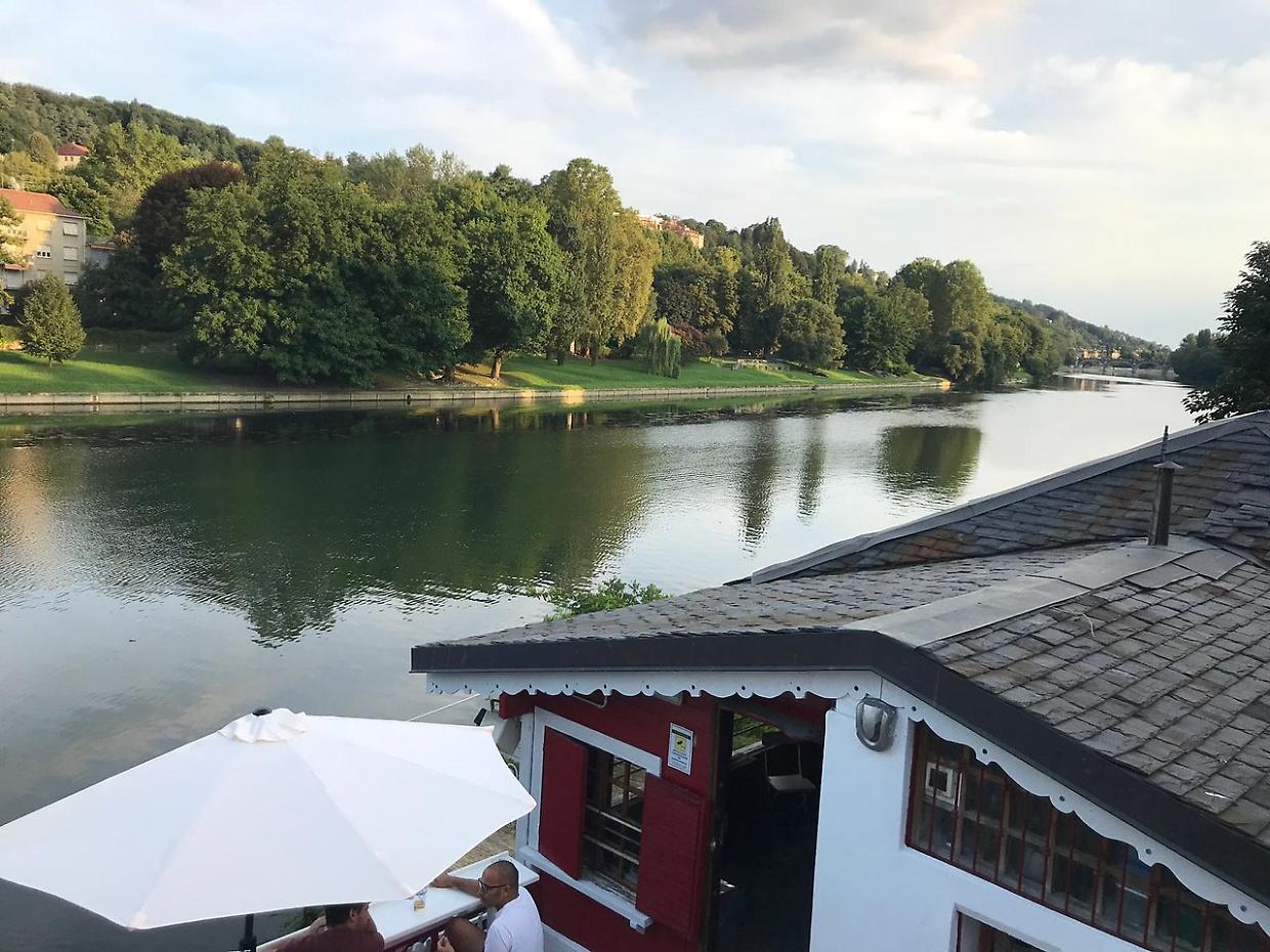 Read by the River: il percorso letterario che anima Torino tra fiume e città