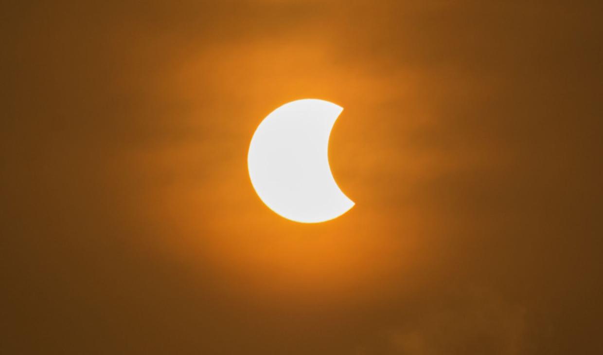 Eclissi parziale di Sole il 21 settembre: la Luna oscurerà fino all’85% del disco solare