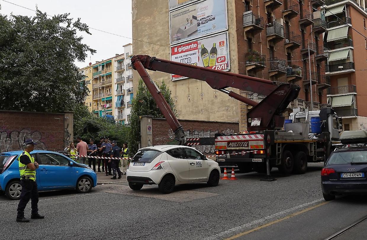 Tragedia sul lavoro in via Genova, muore operaio, indagato il datore di lavoro