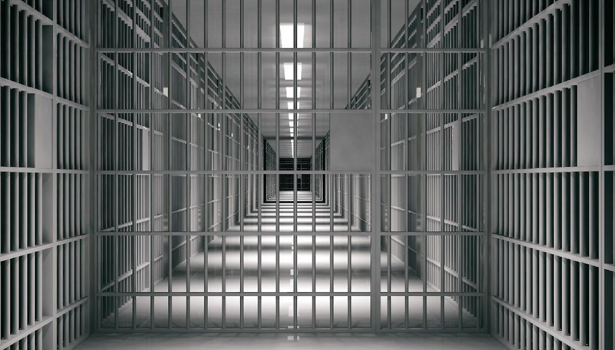 Detenuto di 260 chili bloccato in ospedale: l’Italia non ha un posto per lui