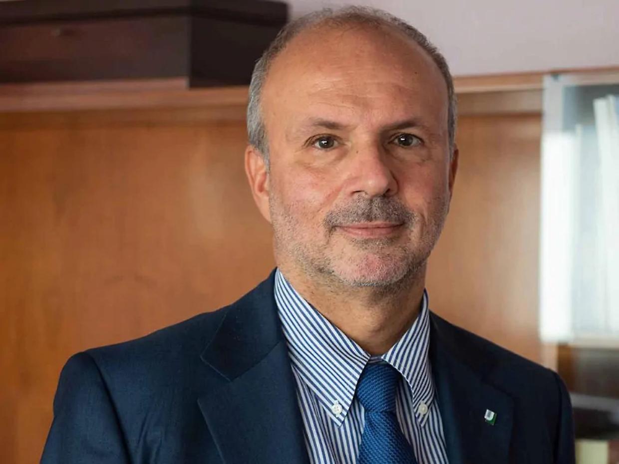 Schillaci respinge le pressioni della Lega: “Rivedere l’obbligo vaccinale? Non esiste”