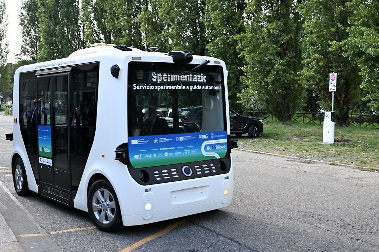 A Torino parte la navetta a guida autonoma