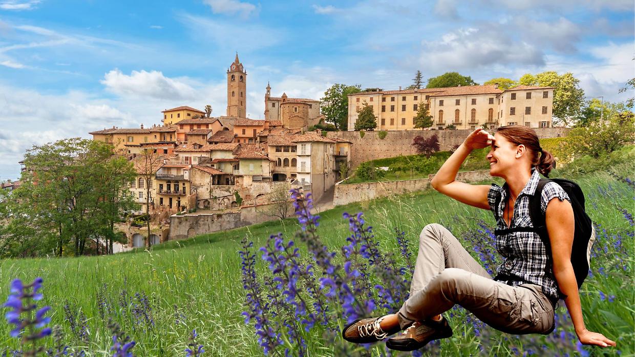 Weekend a Monforte d’Alba: mostre, libri e il mercatino nel Borghetto