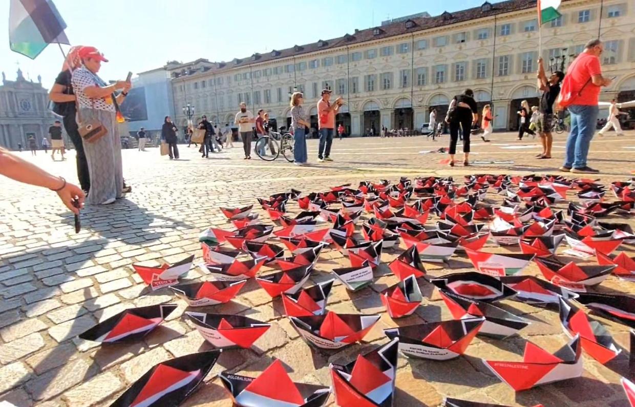 piazza San Carlo Cgil palestina