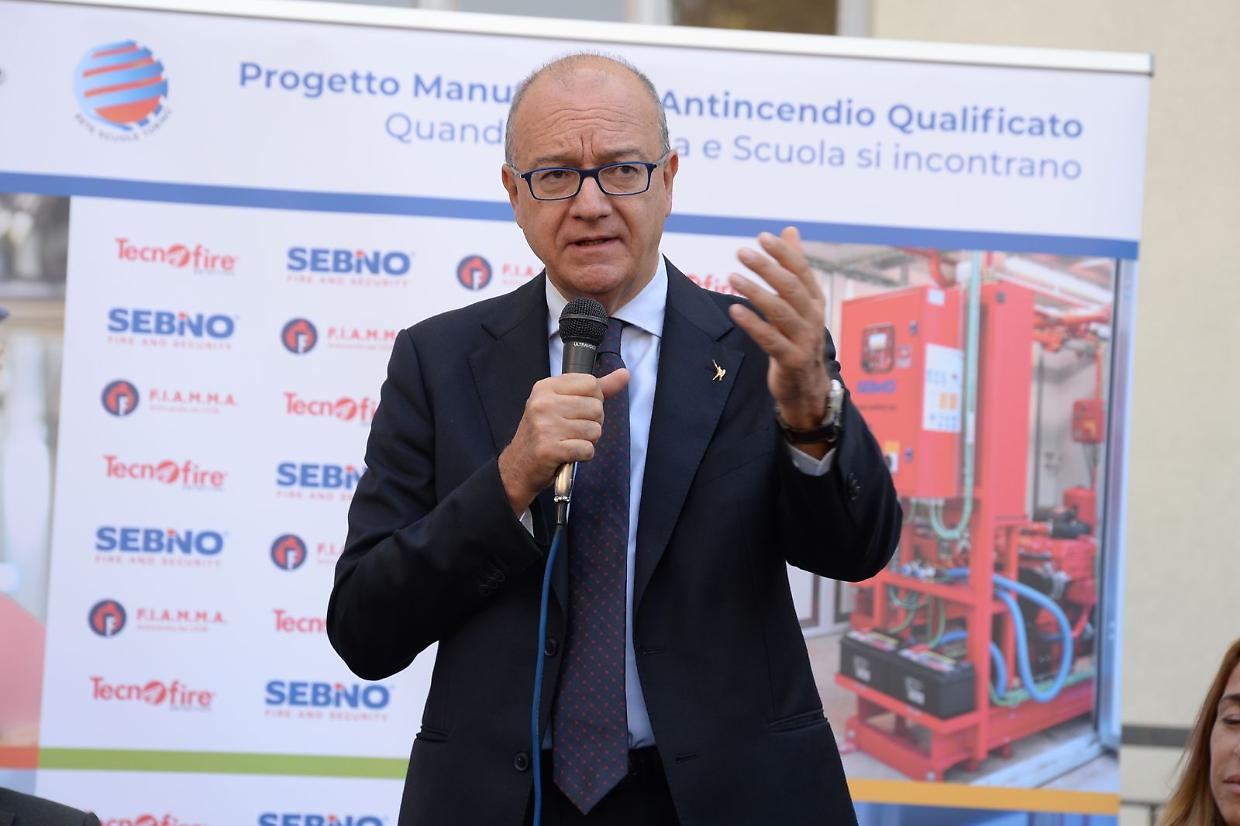 Suicidio del quindicenne, Valditara: “Vogliamo la verità. Bullismo da stroncare sempre”