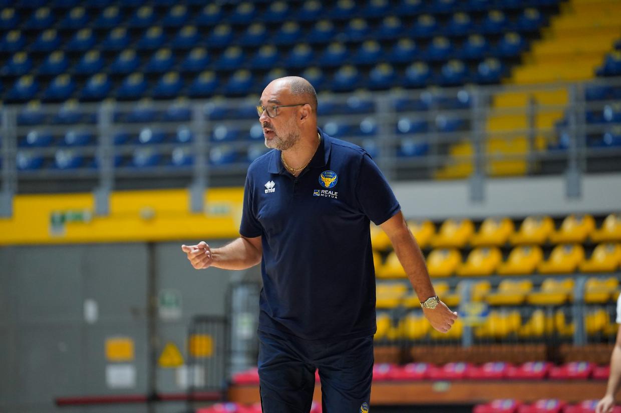 Reale Mutua pronta a partire contro Cividale, coach Moretti: «In campo senza timore»