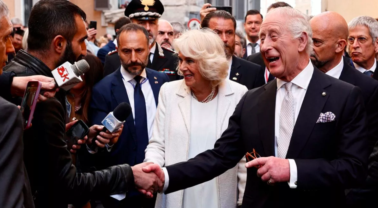 Carlo e Camilla volano in Vaticano: incontro esclusivo con Papa Leone XIV