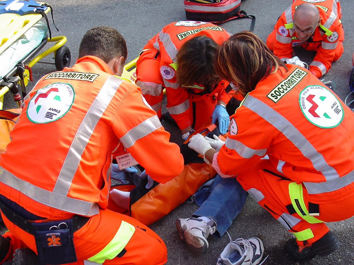 Crolla una parete, operaio edile muore schiacciato in cantiere