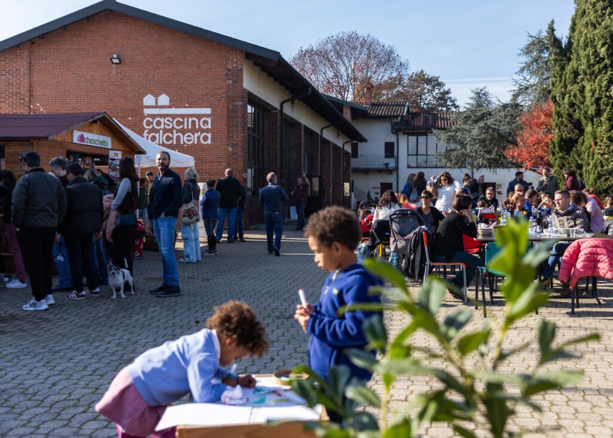 Il quartiere che vuole ritrovarsi, Falchera in festa, tra giochi, musica e tanto divertimento