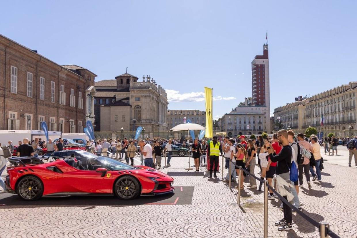 Salone dell’Auto 2025 a Torino: GTT tra deviazioni, pass scontati e visite al deposito Nizza