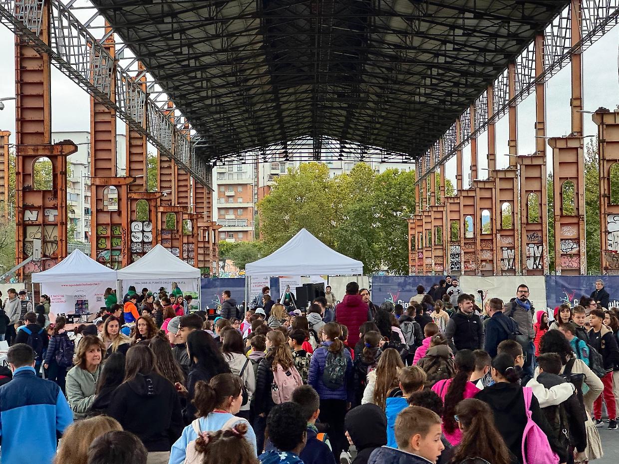 Torino, si chiude il Festival Giovani Adulti: periferie protagoniste tra memoria, attualità e libertà di espressione