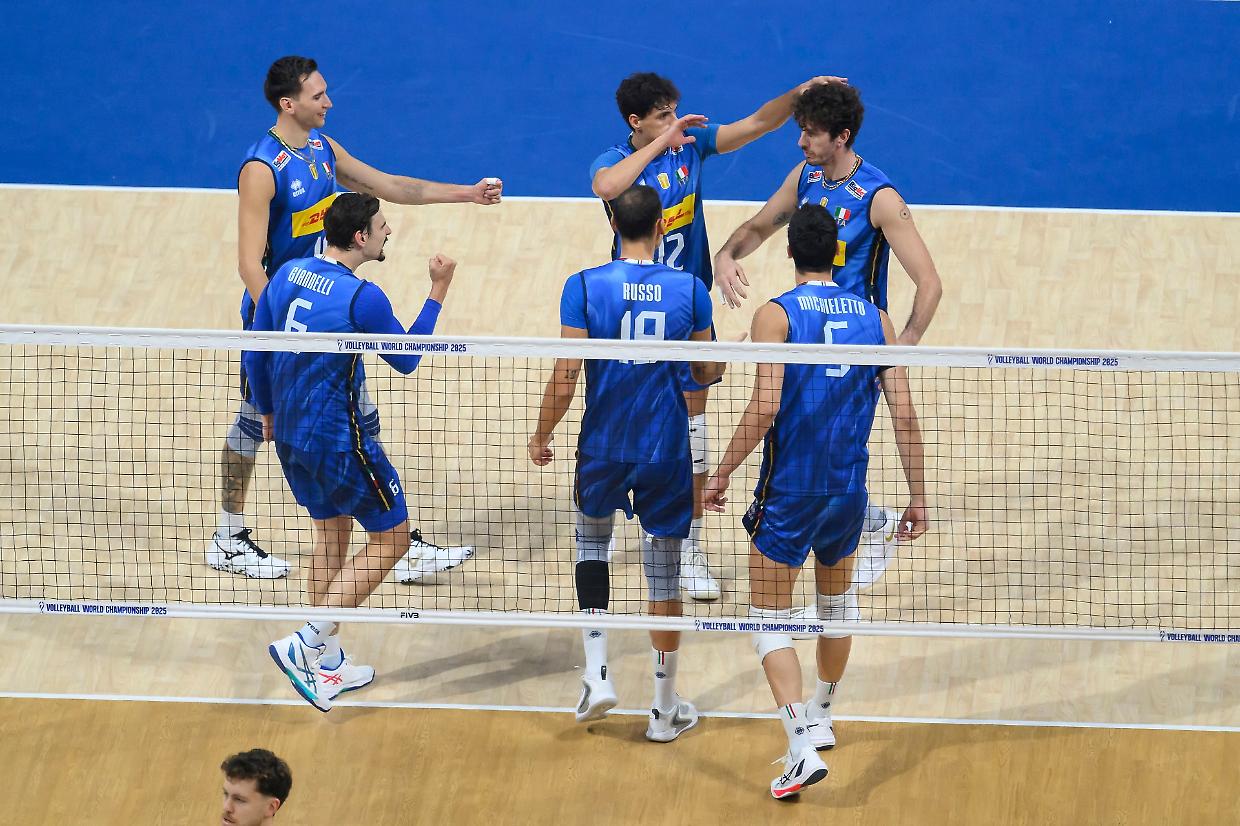 Italia pronta per la semifinale iridata contro la Polonia, coach De Giorgi: «Fondamentali qualità ed equilibrio»