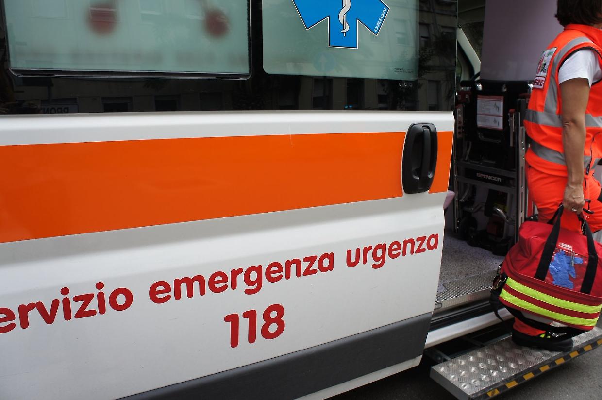 Tragedia alla camminata: uomo muore nei boschi di Bienca