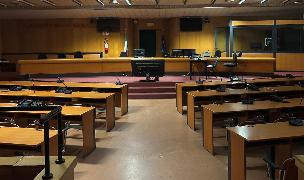 Chiedeva di «vivere nella legalità». Ora rischia la condanna per stalking