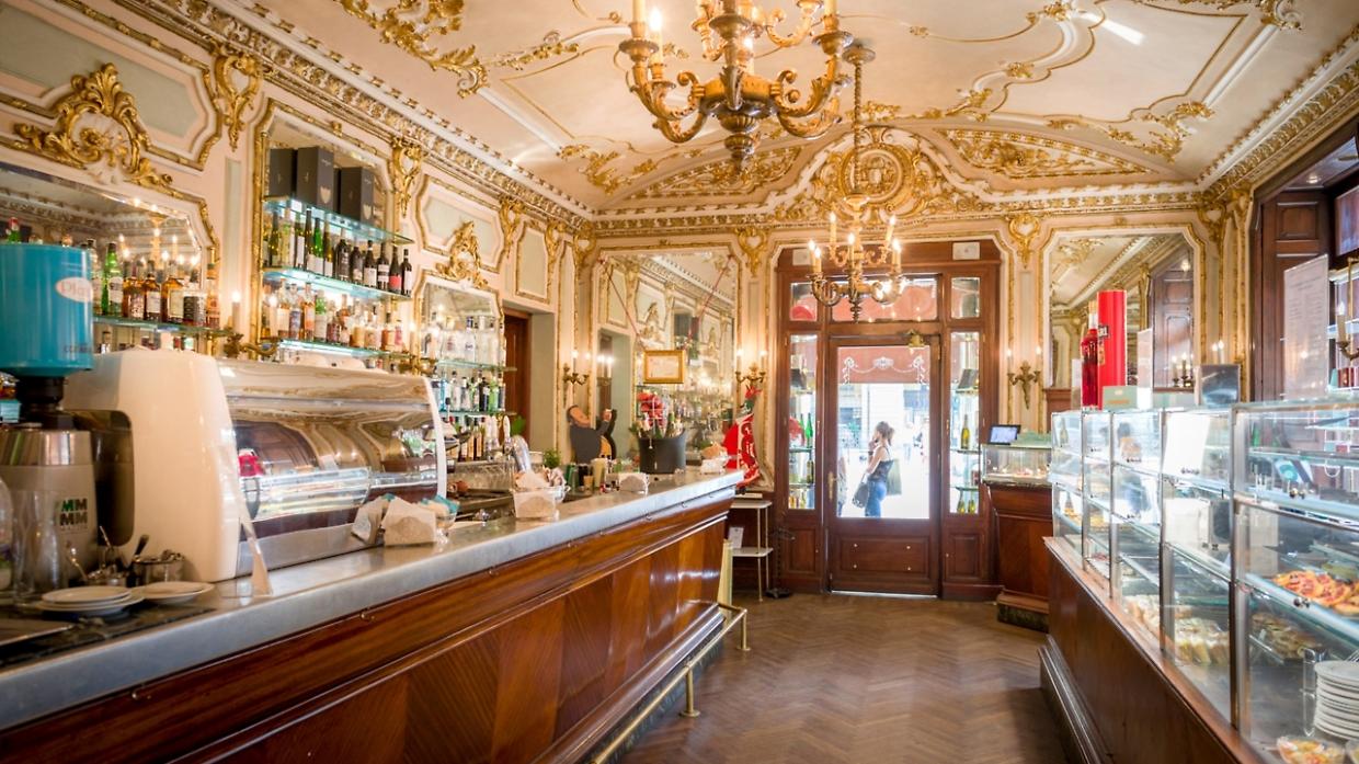 I caffè storici di Torino, viaggio nel tempo tra eleganza e sapori autentici