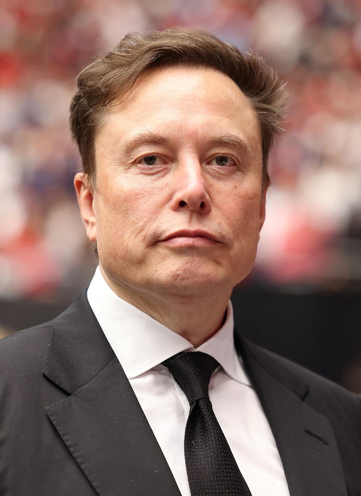 Elon Musk tocca i 500 miliardi di dollari: al giovane italiano medio servirebbero 289 milioni di anni per spenderli
