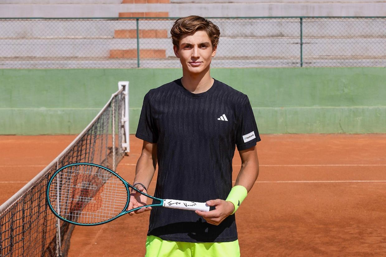 Jacopo Vasamì è il nuovo testimonial d'Intesa Sanpaolo