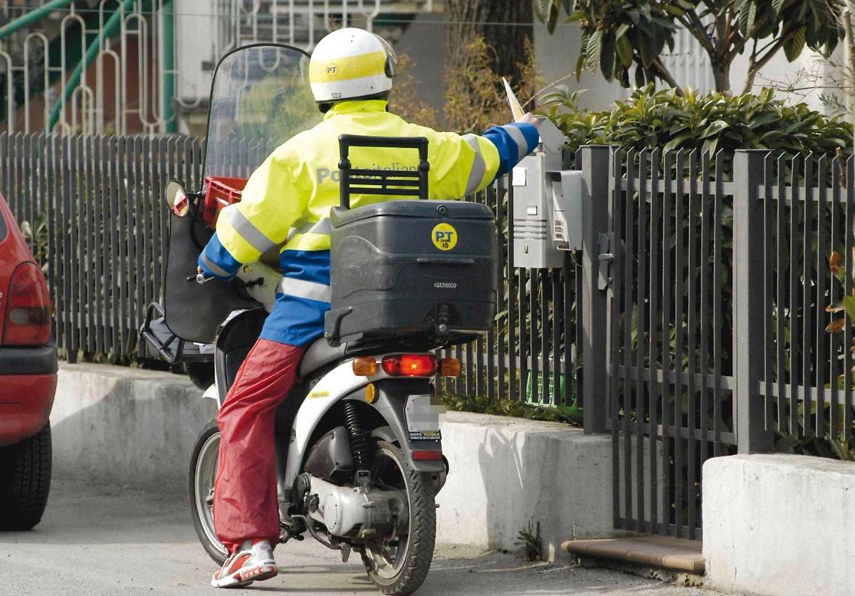 A Settimo Torinese la posta non arriva a destinazione, i cittadini chiedono spiegazioni e aiuti dalle istituzioni