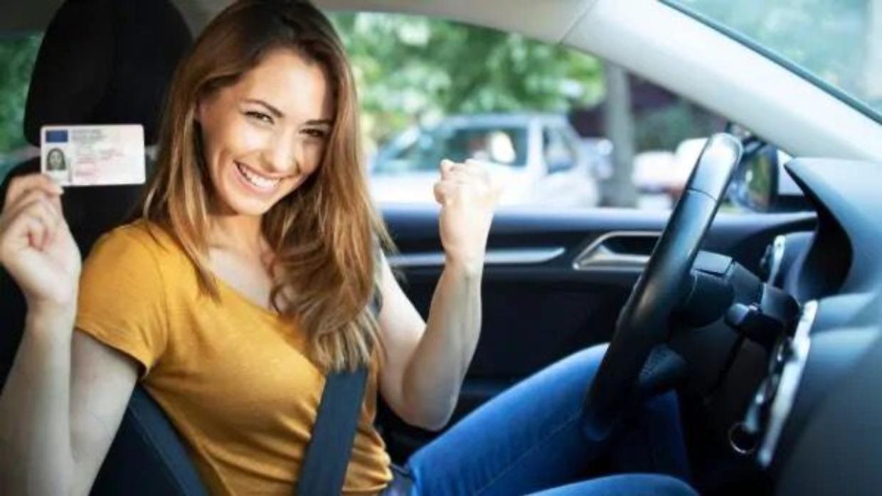 Patenti pulite senza corsi: smascherata autoscuola fantasma a Torino