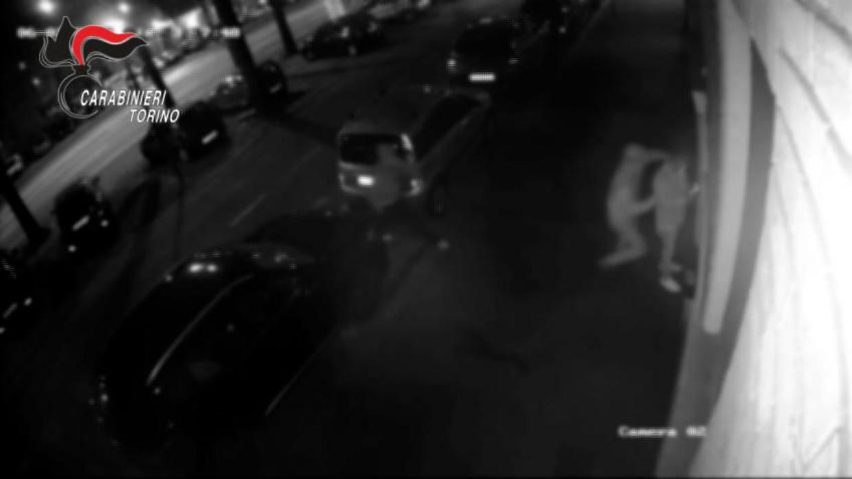Agguato in corso Trapani: la trappola social per rapinare un invalido
