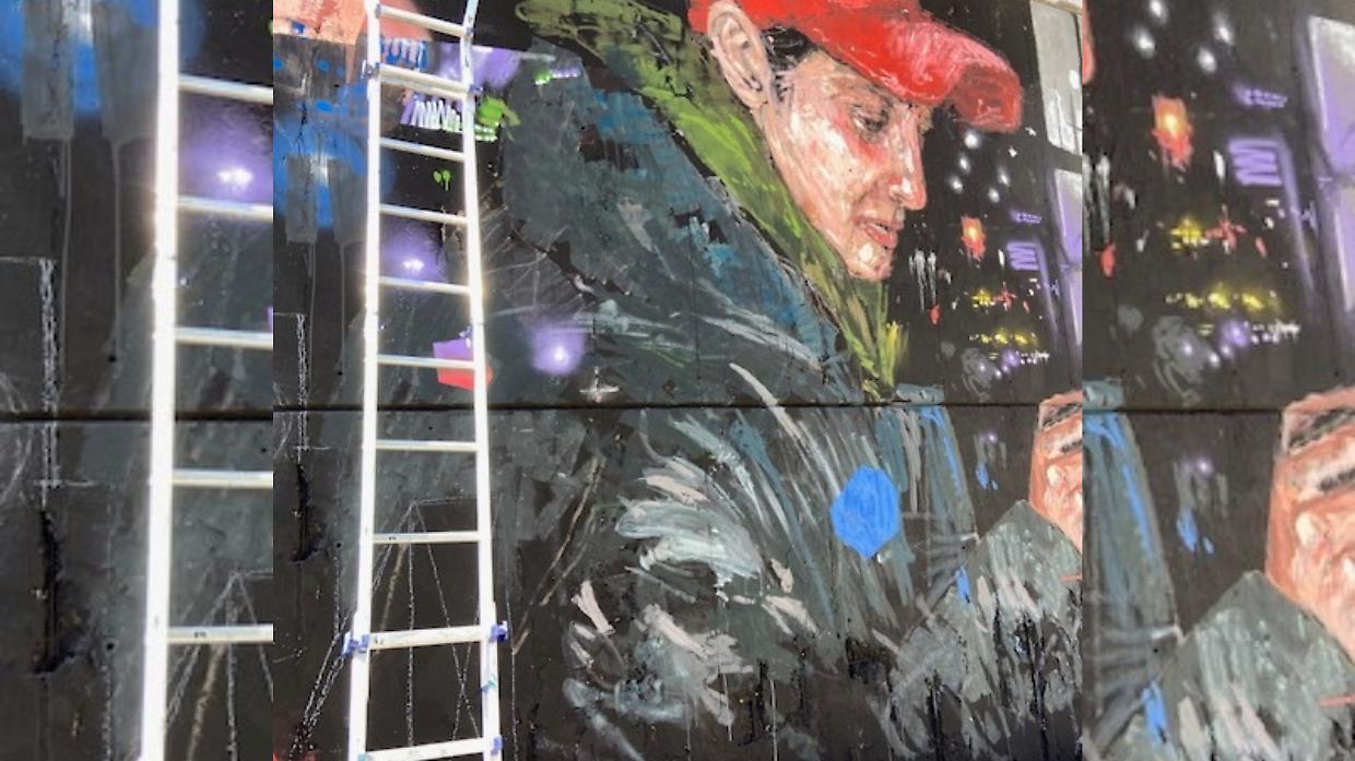 Torino, i writer ripuliscono i muri della città in memoria di Enak