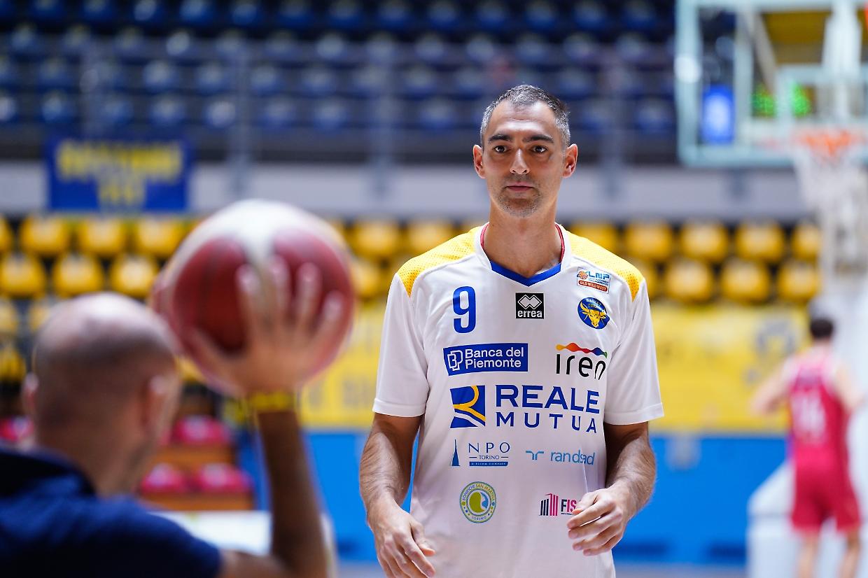 La Reale Mutua, dopo la delusione contro Pistoia, fa visita a Verona, il centro Bruttini: «Trasformiamo la rabbia in energia positiva»