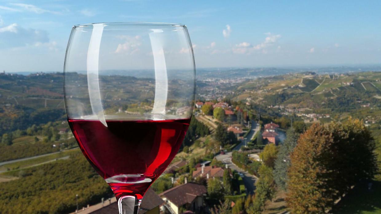 Alba è la città più "wine-friendly" d’Italia: sul podio con Siena e Olbia