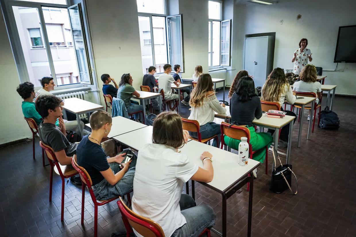 Pnrr3, al via il nuovo concorso scuola: bandi entro ottobre per 58mila assunzioni