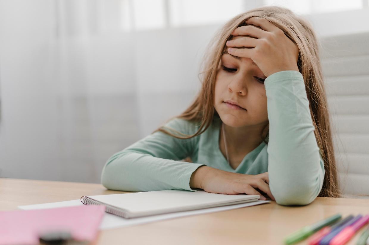 Illuminazioni turchesi anche in Piemonte per la consapevolezza sulla dislessia