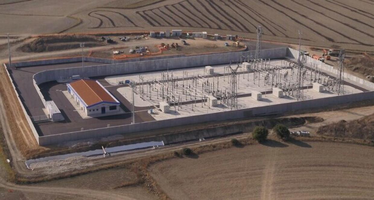 Avigliana, stop alla nuova stazione elettrica: il Comune chiede modifiche