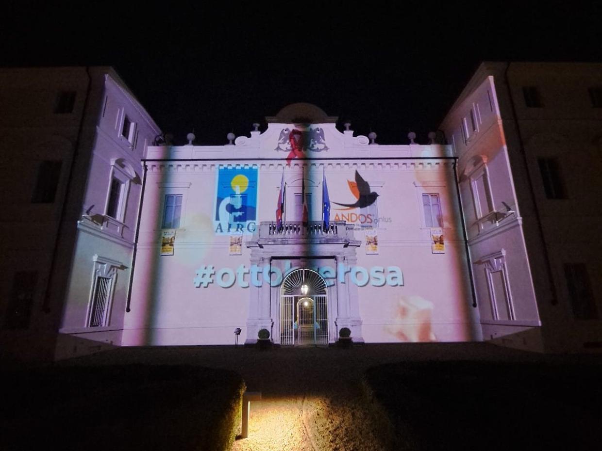 Ottobre rosa a Cirié: Palazzo D'Oria illuminato per la prevenzione del tumore al seno